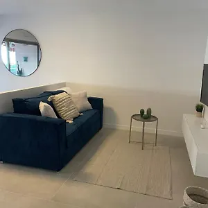 https://juan-les-pins.fr-provencehotel.com