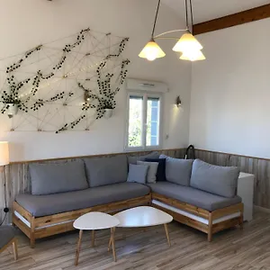 https://appartement-lumineux-avec-grande-terrasse-couverte.hotels-rhonealpes.com