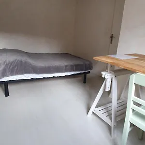 https://agreable-maison-de-village-au-calme-dune-impasse.hotels-rhonealpes.com